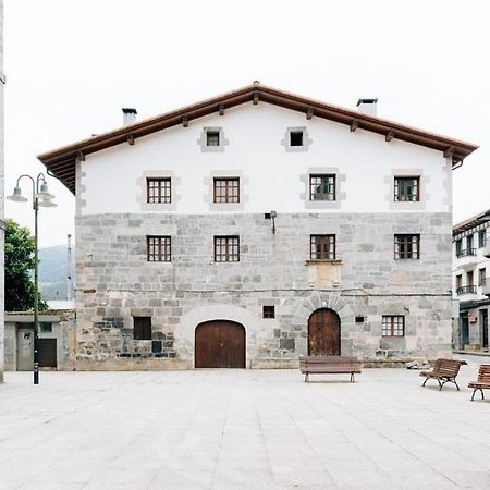 Arangiz Etxea Apartment Aulestia Bagian luar foto